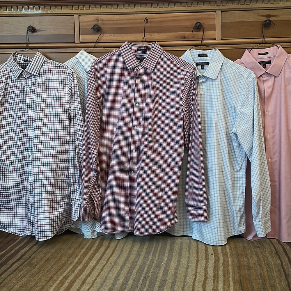 5 Banana Republic Large Grant Fit Non-Iron Shirts all on great shape